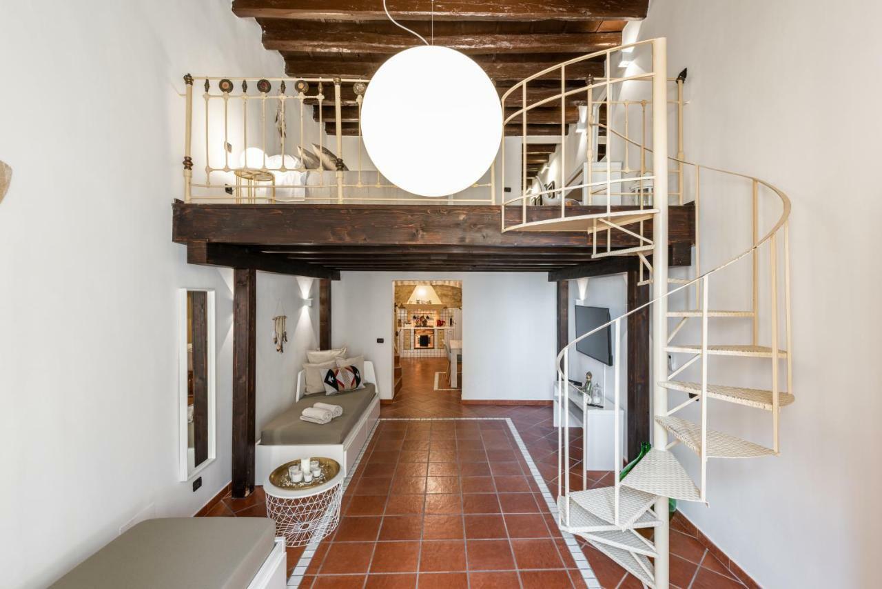 Old Town Loft M8 Bari M8Apartments ภายนอก รูปภาพ