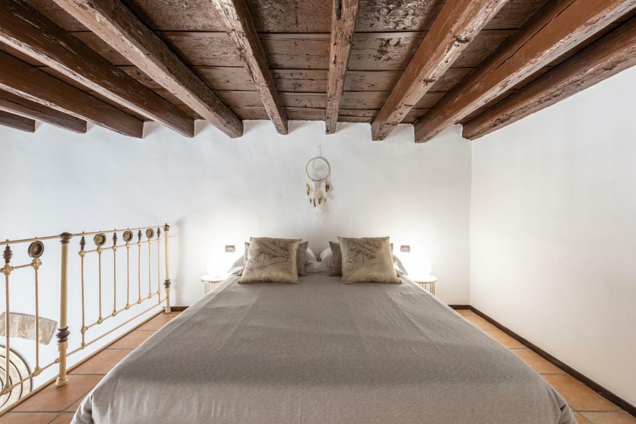 Old Town Loft M8 Bari M8Apartments ภายนอก รูปภาพ