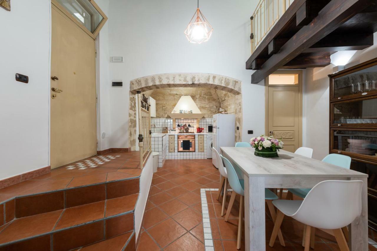 Old Town Loft M8 Bari M8Apartments ภายนอก รูปภาพ