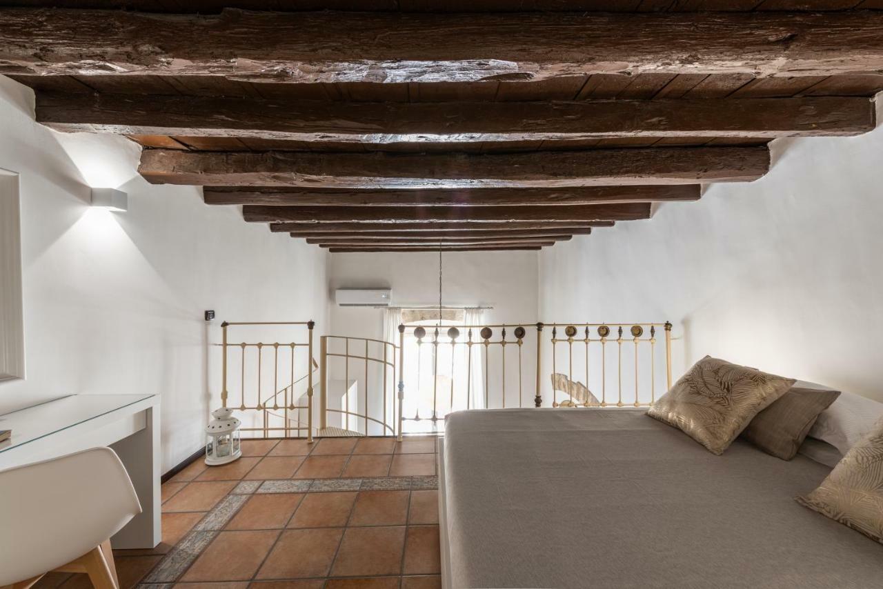 Old Town Loft M8 Bari M8Apartments ภายนอก รูปภาพ